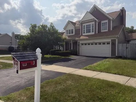 3590 Fairfax Court Aurora IL 60504