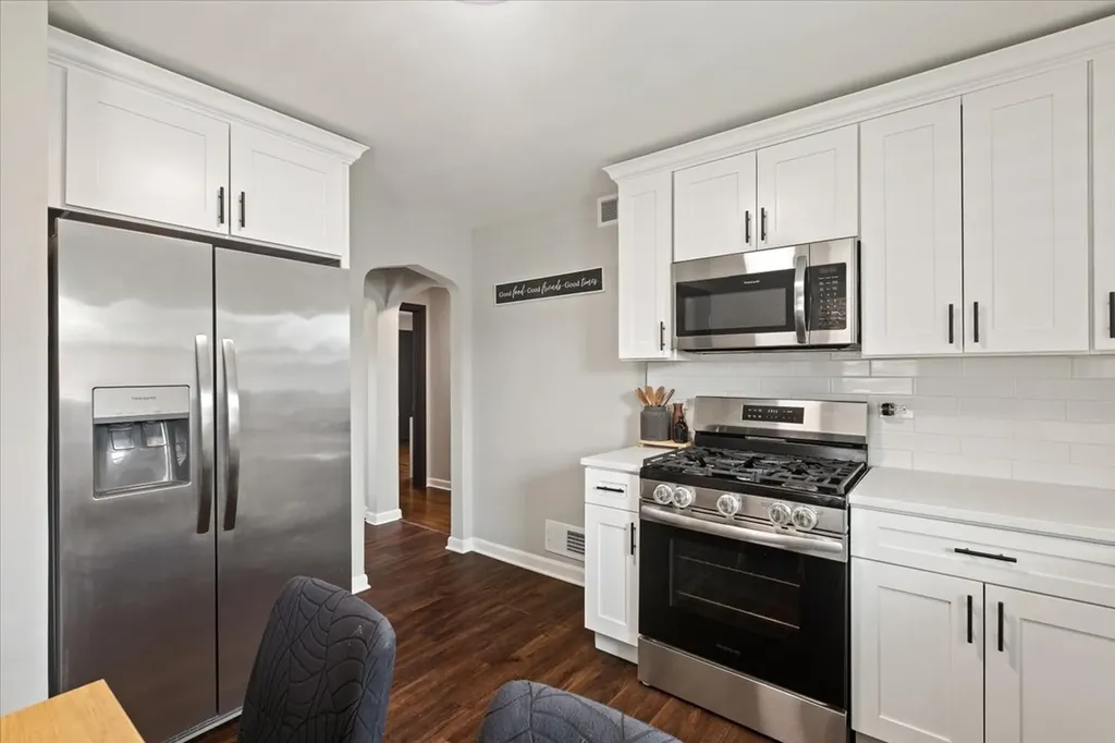 4031 Park Avenue Brookfield IL 60513