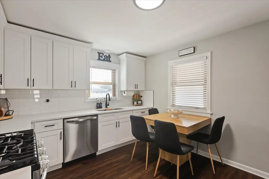 4031 Park Avenue Brookfield IL 60513