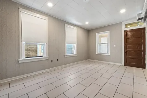 4320 South Marshfield Avenue Chicago IL 60609