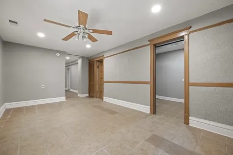 4320 South Marshfield Avenue Chicago IL 60609