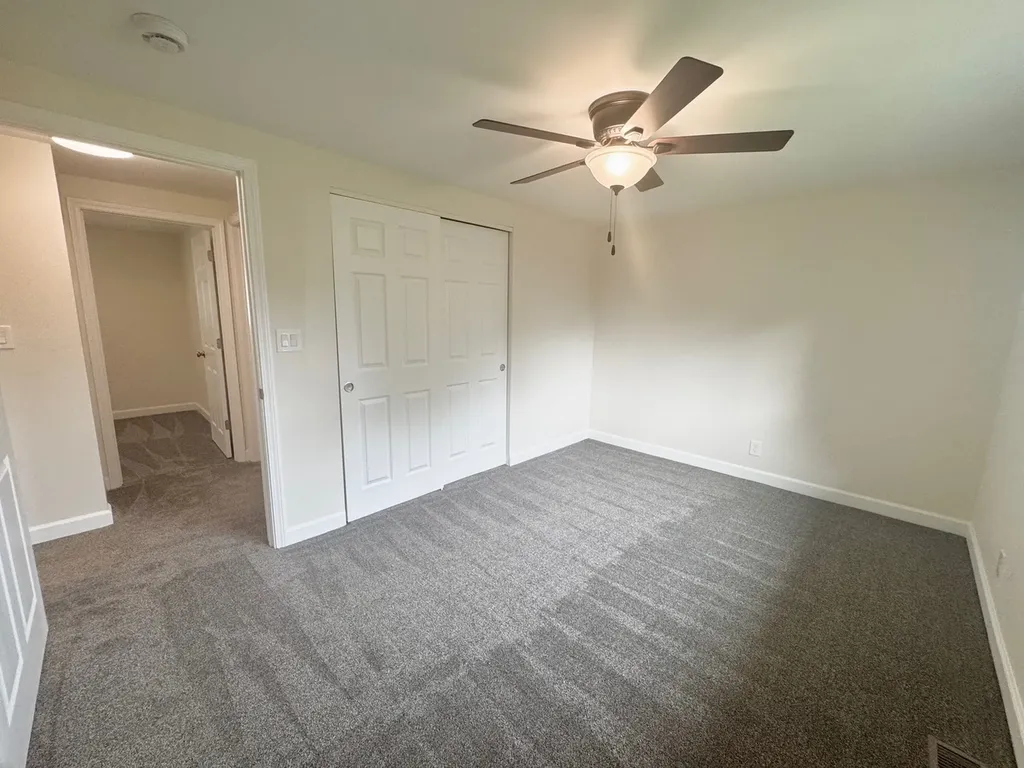 317 Hadleigh Road Bolingbrook IL 60440