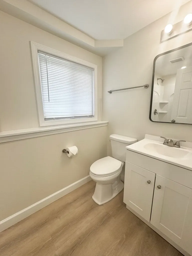 317 Hadleigh Road Bolingbrook IL 60440