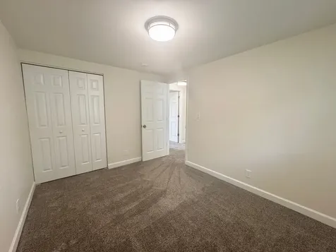 317 Hadleigh Road Bolingbrook IL 60440