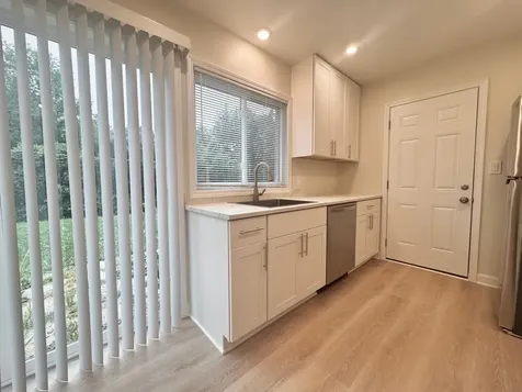 317 Hadleigh Road Bolingbrook IL 60440