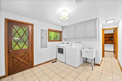 5N471 Billy Burns Road Wayne IL 60184