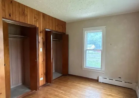 17 South Wabash Avenue Glenwood IL 60425