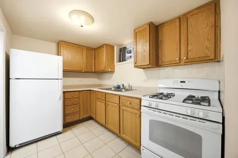 616 South Jefferson Street Woodstock IL 60098