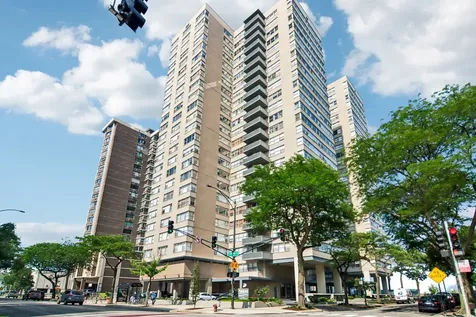 6301 North Sheridan Road Chicago IL 60660