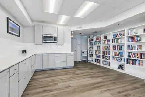 6301 North Sheridan Road Chicago IL 60660