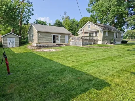1127 Howell Place Aurora IL 60505