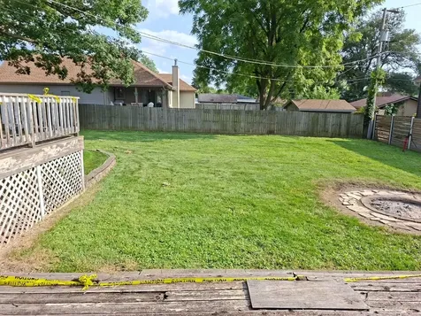 1127 Howell Place Aurora IL 60505