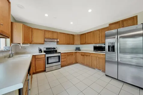 8840 Leslie Drive Orland Hills IL 60487