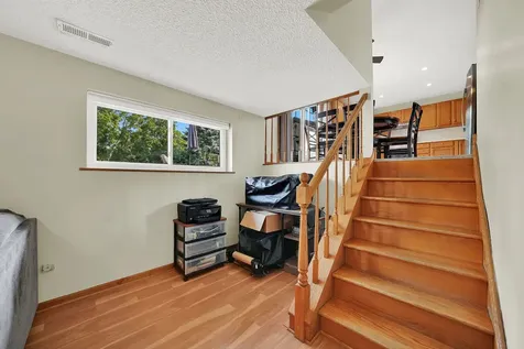 8840 Leslie Drive Orland Hills IL 60487