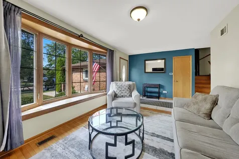 8840 Leslie Drive Orland Hills IL 60487