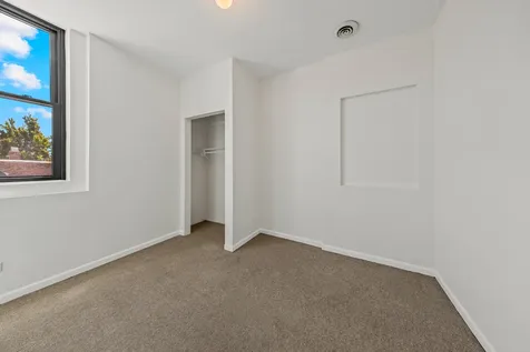 800 South Loomis Street Chicago IL 60607
