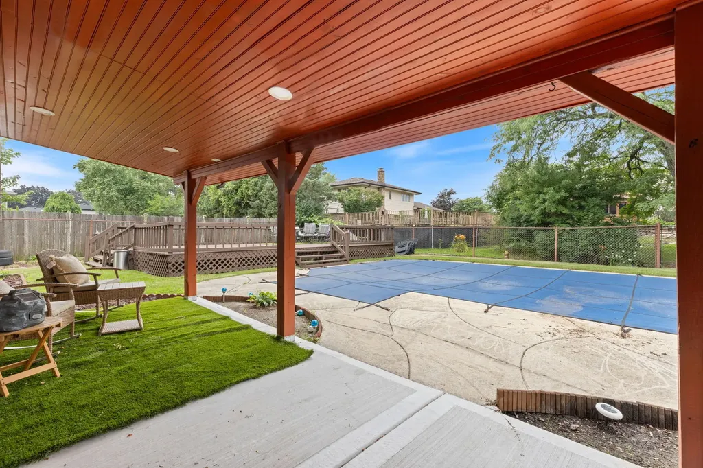 14122 Chestnut Lane Orland Park IL 60467
