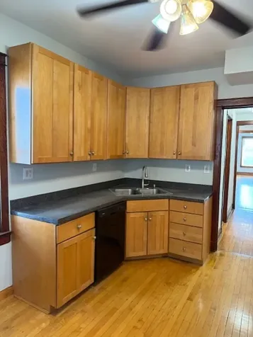 1632 West Nelson Street Chicago IL 60657