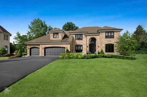 392 Crestwood Court Wood Dale IL 60191