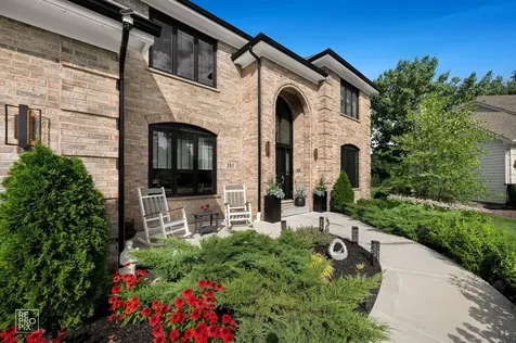 392 Crestwood Court Wood Dale IL 60191