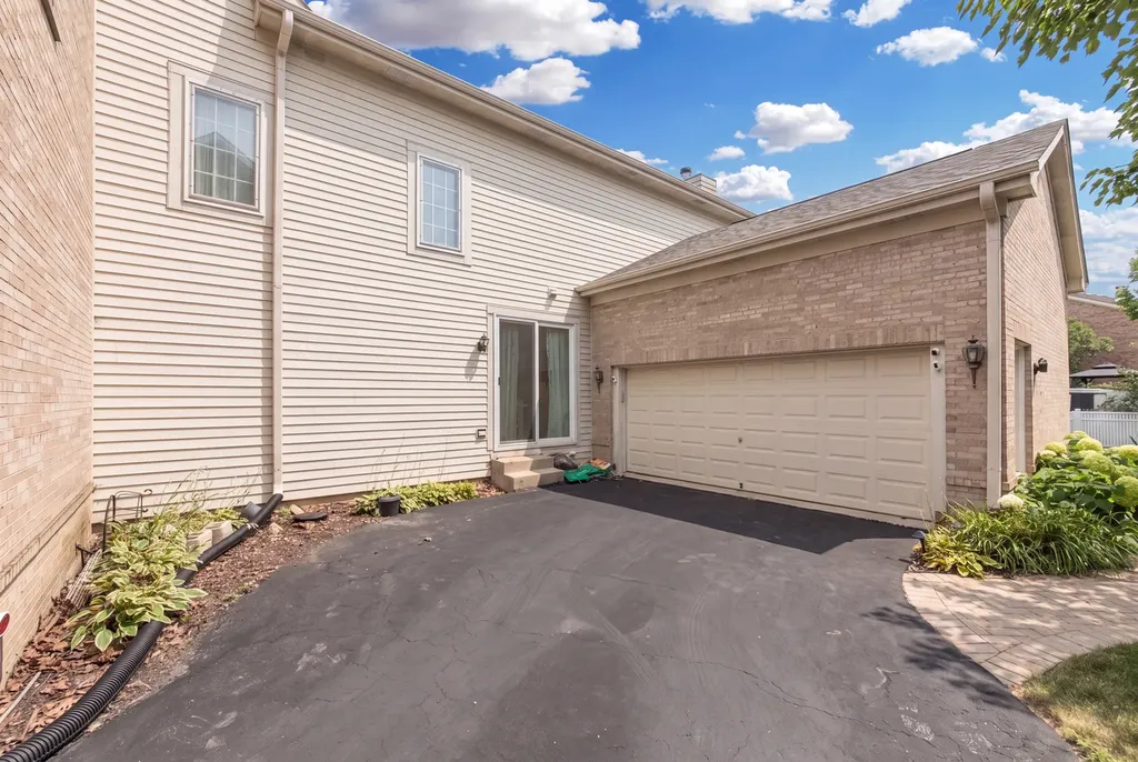 104 Brickton Place Park Ridge IL 60068