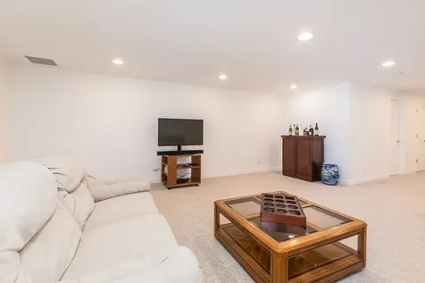 104 Brickton Place Park Ridge IL 60068