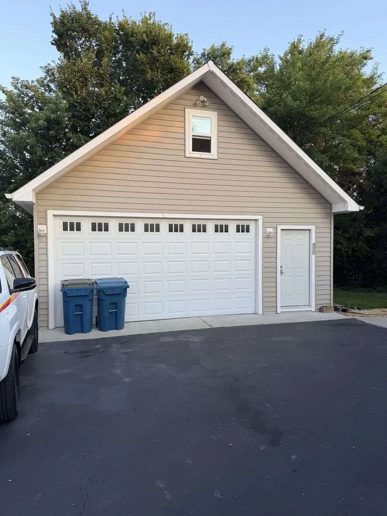 466 North Ridgeland Avenue Elmhurst IL 60126