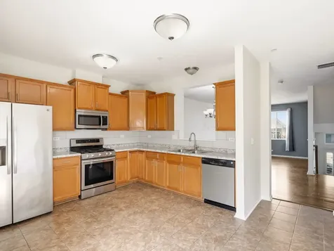 10228 Camden Lane Bridgeview IL 60455