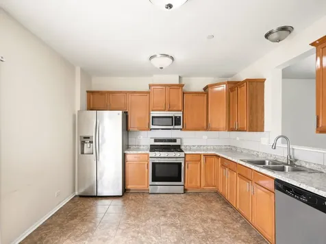 10228 Camden Lane Bridgeview IL 60455