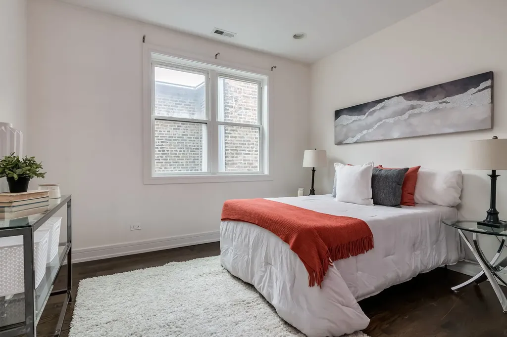 2210 West Chicago Avenue Chicago IL 60622