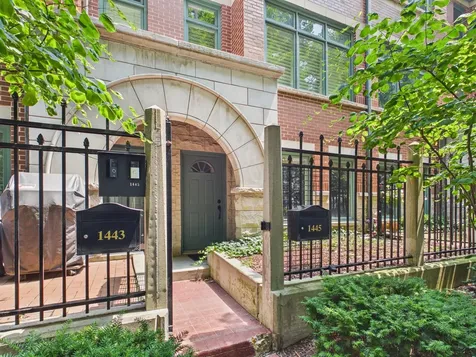 1445 South Indiana Avenue Chicago IL 60605