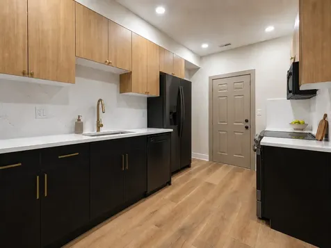 7715 North Hermitage Avenue Chicago IL 60626
