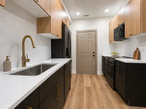 7715 North Hermitage Avenue Chicago IL 60626