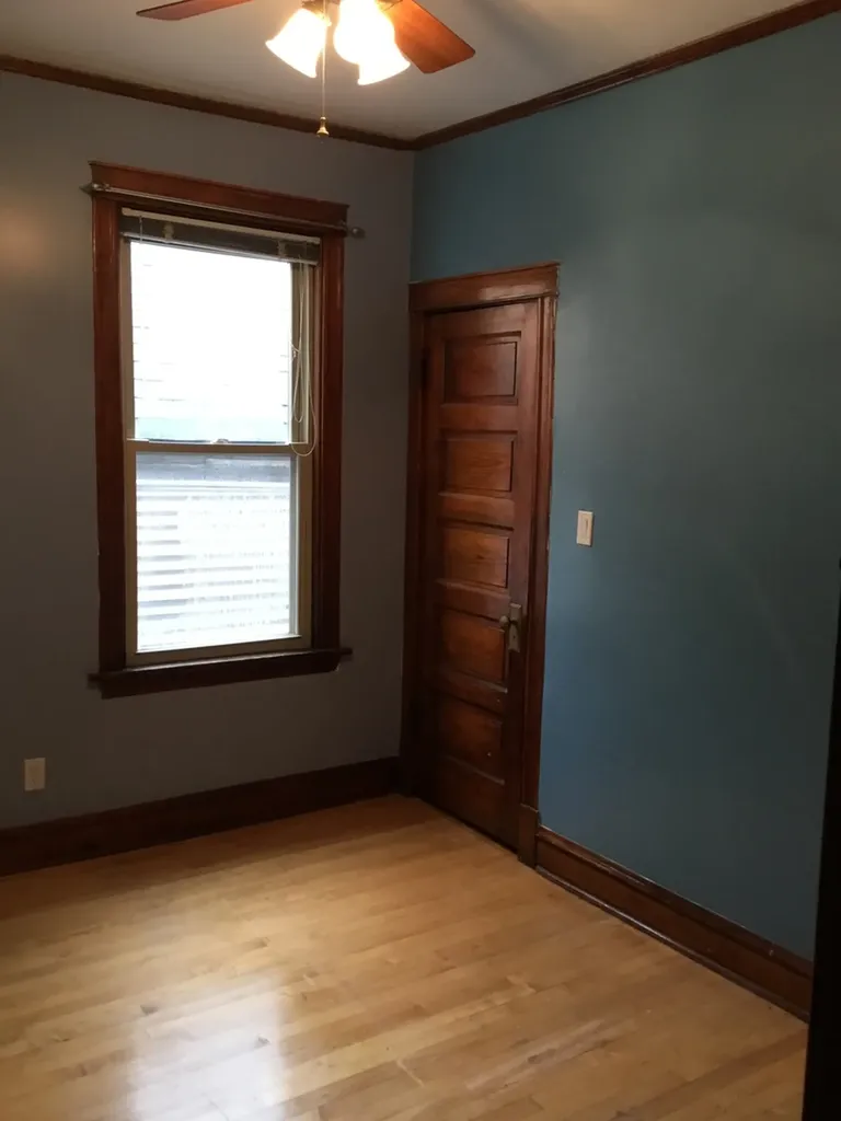 3714 North Hermitage Avenue Chicago IL 60613