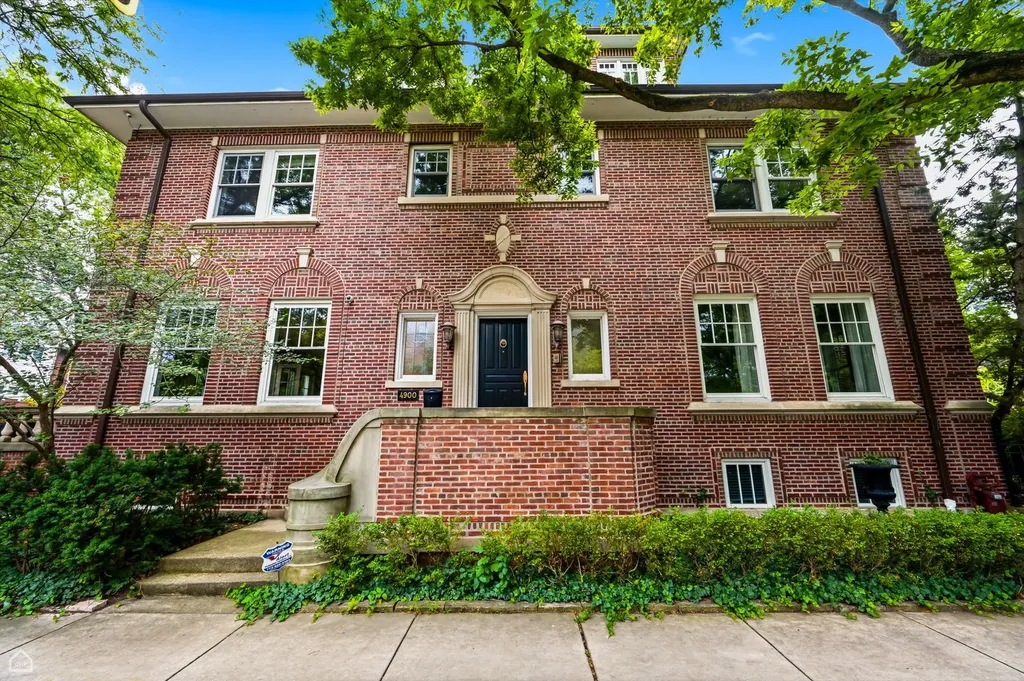 4900 South Kimbark Avenue Chicago IL 60615