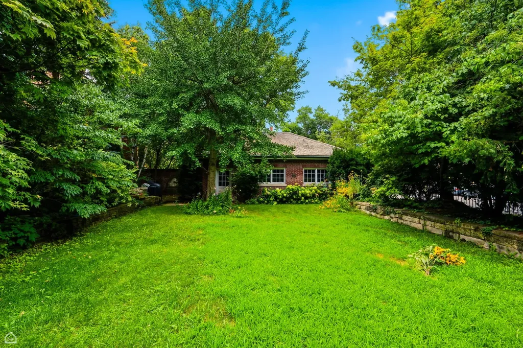 4900 South Kimbark Avenue Chicago IL 60615