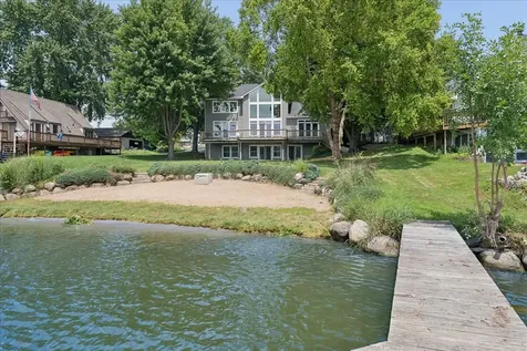1291 Holiday Drive Lake Holiday IL 60548