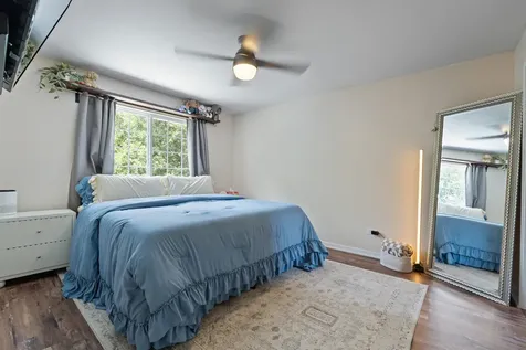 1045 Silver Hill Circle Joliet IL 60432