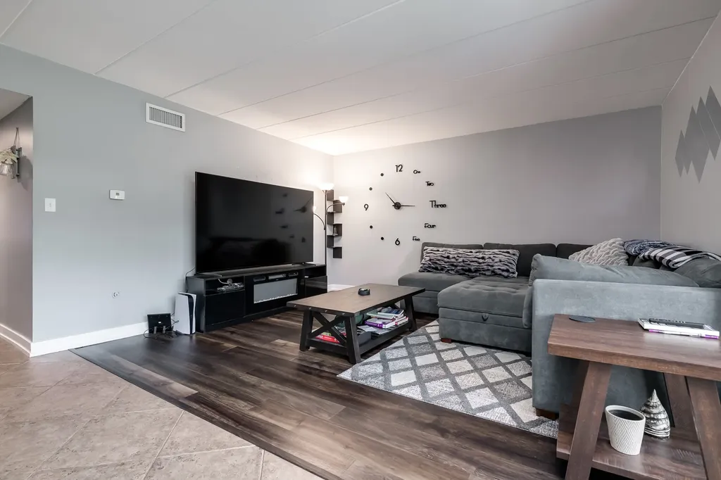 151 East Janata Boulevard Lombard IL 60148