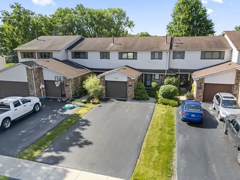 6815 Brementowne Drive Tinley Park IL 60477