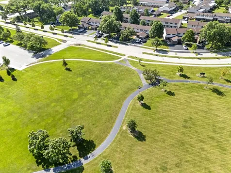 6815 Brementowne Drive Tinley Park IL 60477