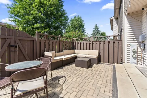 6815 Brementowne Drive Tinley Park IL 60477