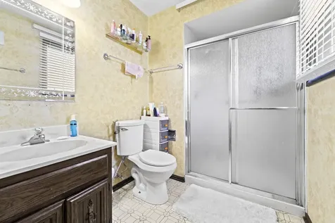 6815 Brementowne Drive Tinley Park IL 60477