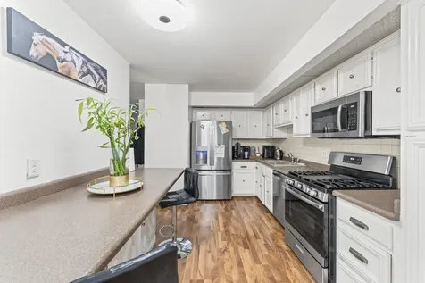 6815 Brementowne Drive Tinley Park IL 60477