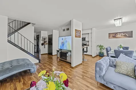 6815 Brementowne Drive Tinley Park IL 60477