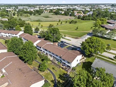 6815 Brementowne Drive Tinley Park IL 60477