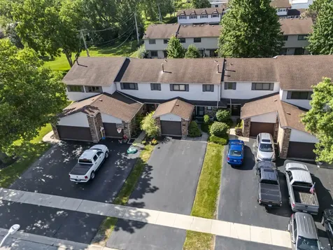 6815 Brementowne Drive Tinley Park IL 60477