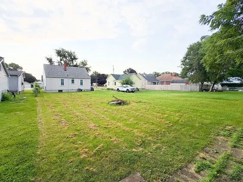 108 South Otter Creek Road Streator IL 61364
