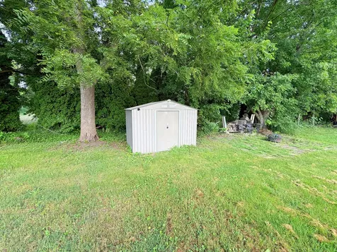 108 South Otter Creek Road Streator IL 61364