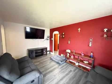 108 South Otter Creek Road Streator IL 61364